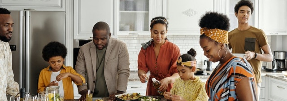 Top Tips to Spice Up Your Naija Family Meal Time